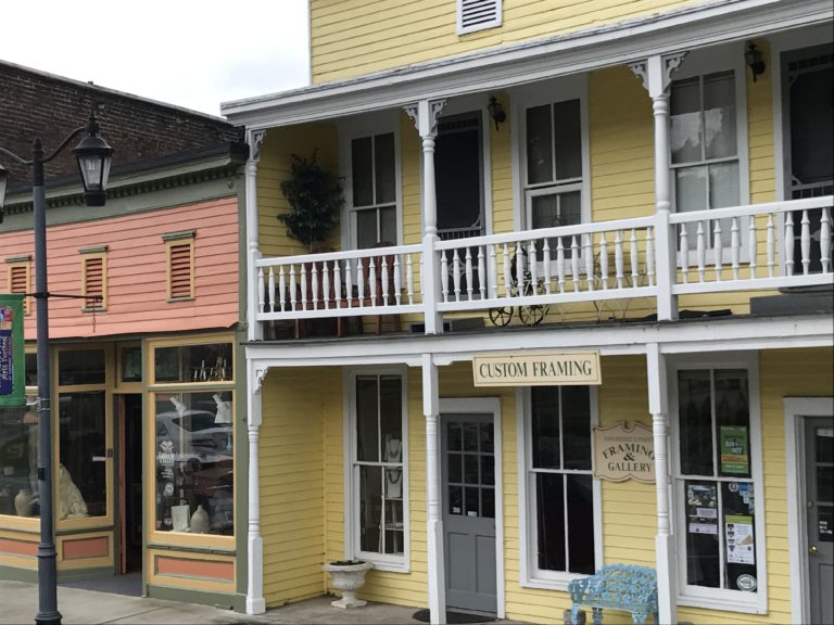 Charming Midway, Kentucky Globalphile
