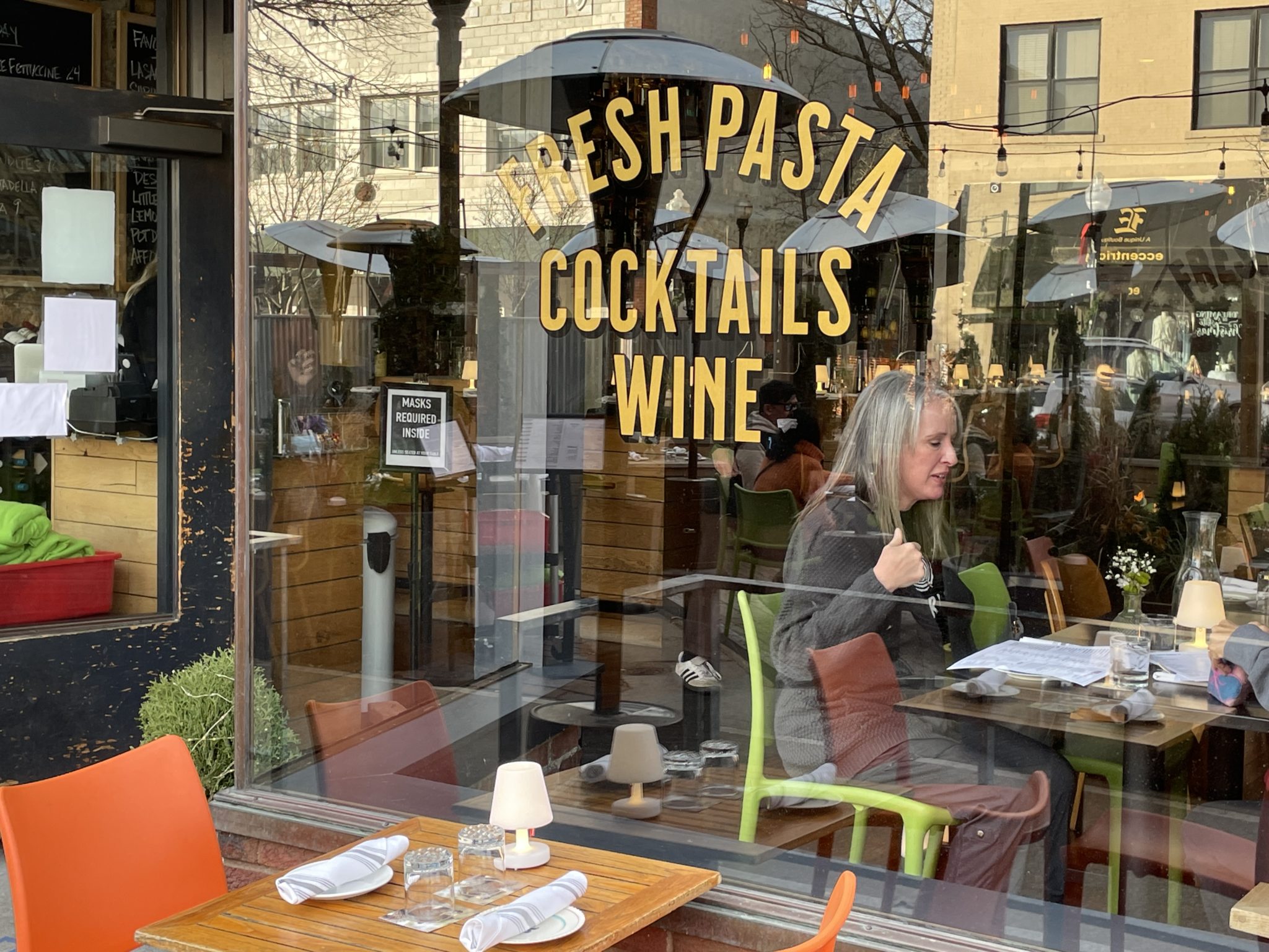 Mass Street Fish House Lawrence Ks - q3va1ac