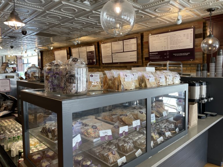 Day Trips from Chicago, IL Visiting Suburban Glen Ellyn